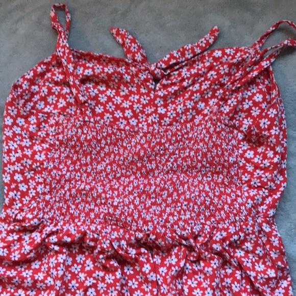 Old Navy romper comfy, loosely form fitting - Picture 3 of 5